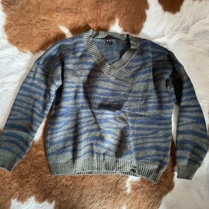 blue green zebra v neck sweater